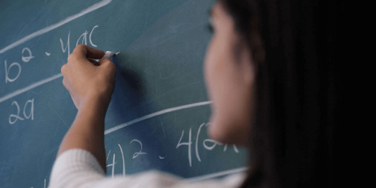 গণিত সম্পর্কিত দক্ষতা বাড়ানোর সহজ উপায়