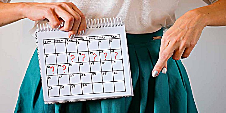 অনিয়মিত পিরিয়ড: লক্ষণ, কারণ ও প্রতিকার