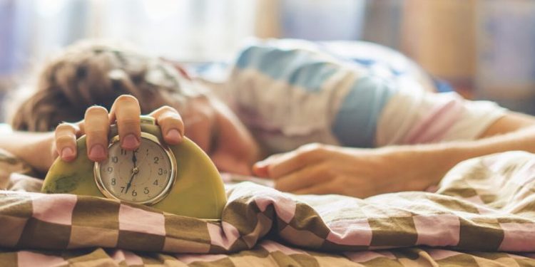 ৮ ঘন্টা ঘুম মিথ