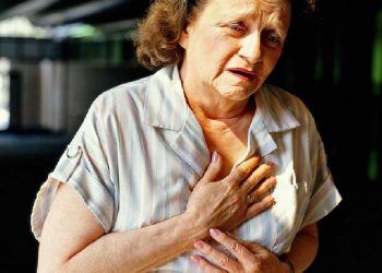 বয়স বৃদ্ধির সাথে সাথে বাড়ে মেয়েদের হৃদরোগের ঝুঁকি!